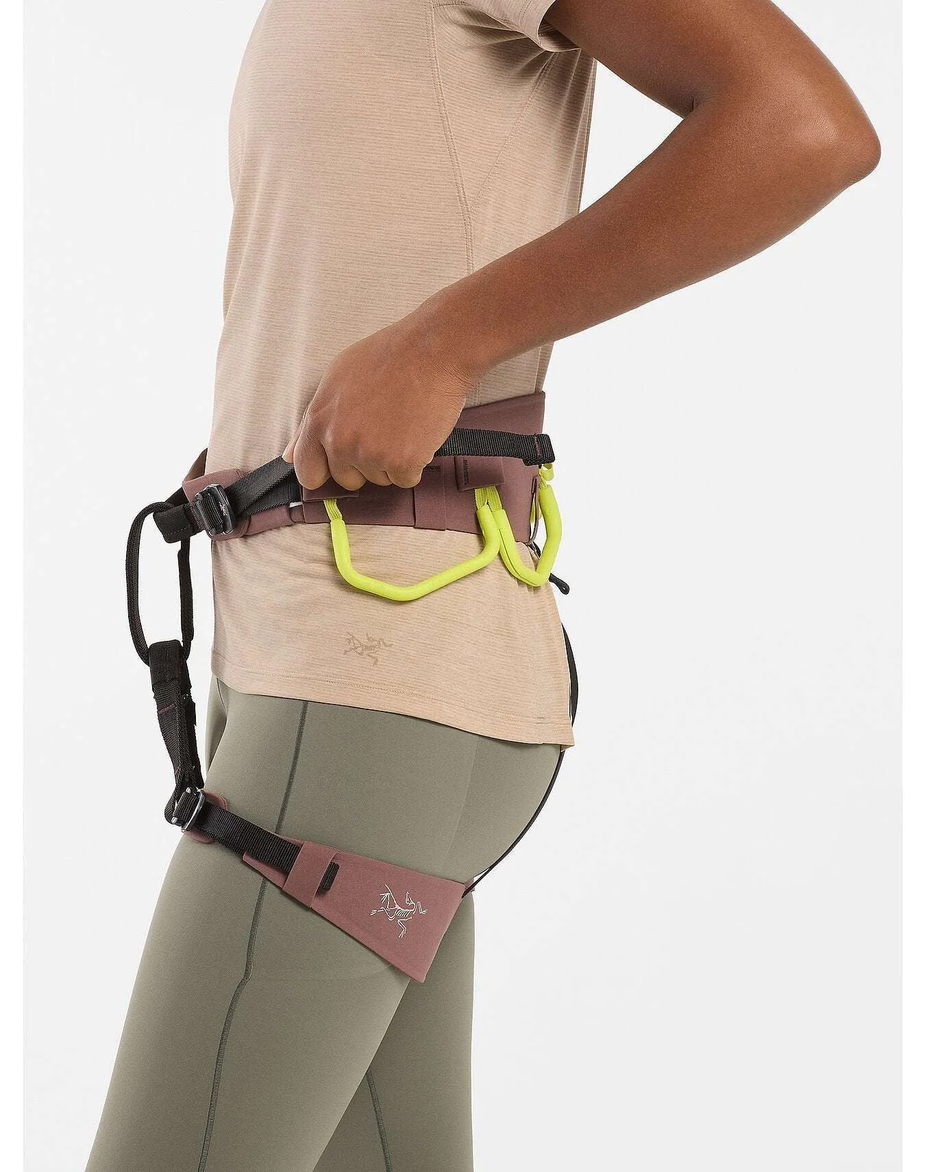 AR-385A Harness Women's