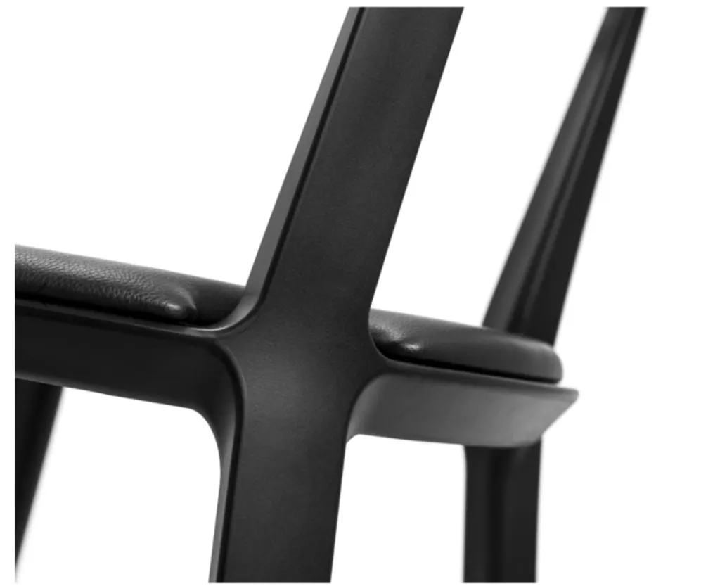 Cadrea Chair