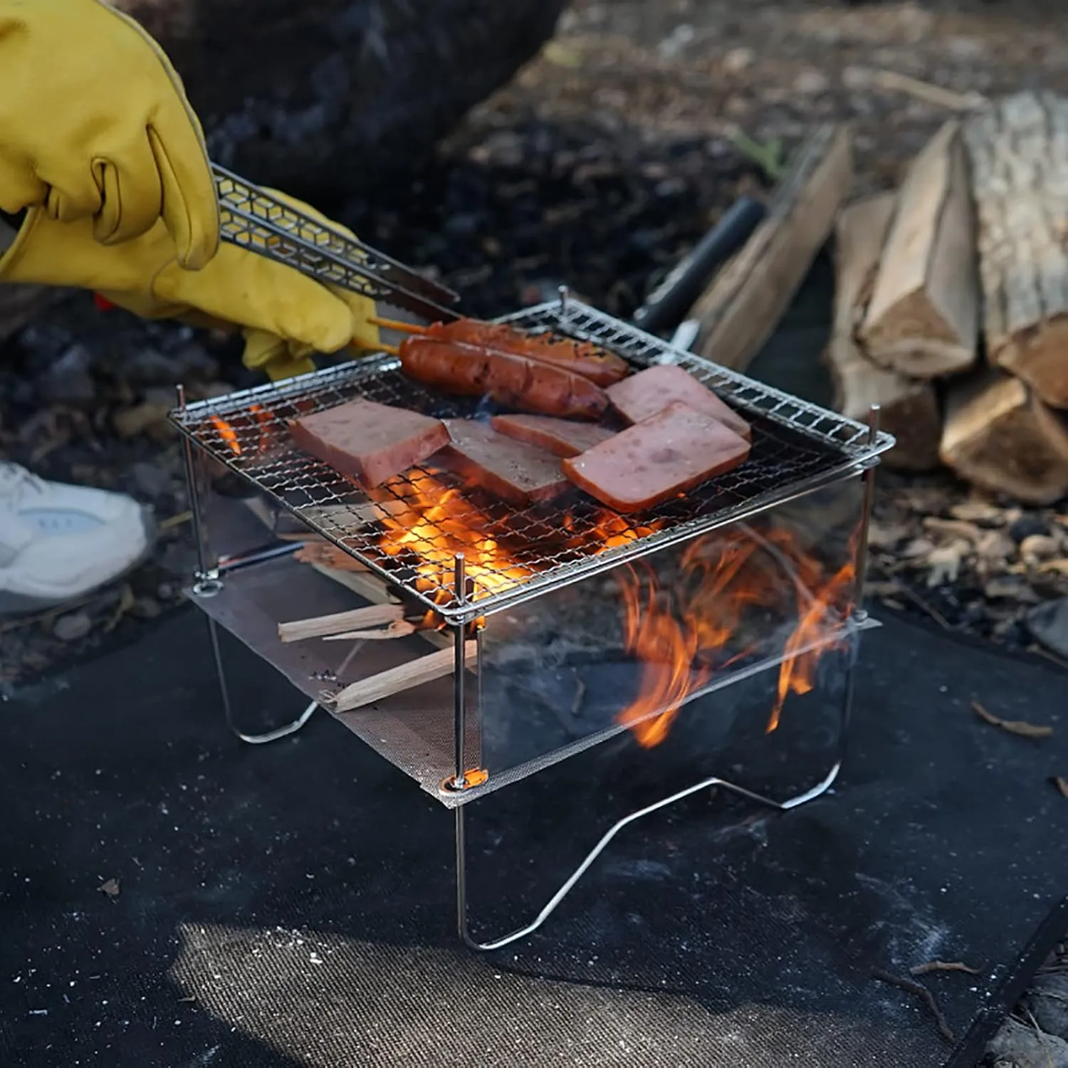 Camping Stove Wood Stainless Steel BBQ Grill Folding Portable Charcoal Grill Outdoor Camping Charcoal Barbecue Mini Camping Stove Stoves for Picnic BBQ Camp Hiking