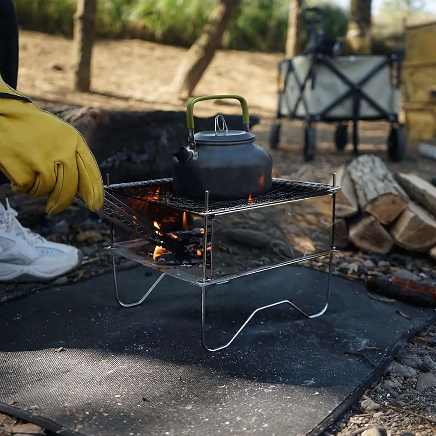 Camping Stove Wood Stainless Steel BBQ Grill Folding Portable Charcoal Grill Outdoor Camping Charcoal Barbecue Mini Camping Stove Stoves for Picnic BBQ Camp Hiking