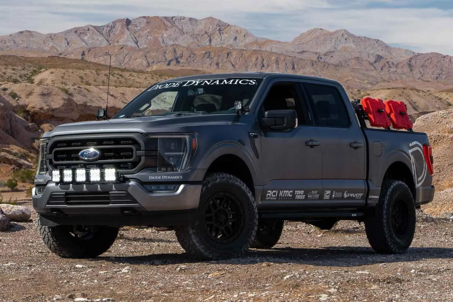Diode Dynamics SS5 Grille CrossLink Lightbar Kit compatible Ford F-150 2021-2023, None Bracket Only