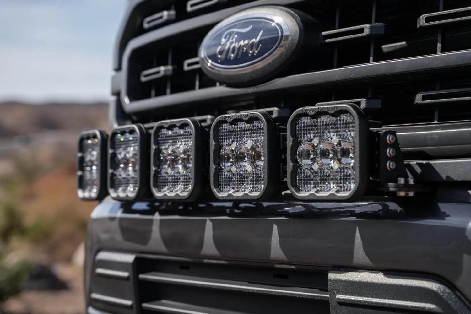 Diode Dynamics SS5 Grille CrossLink Lightbar Kit compatible Ford F-150 2021-2023, None Bracket Only