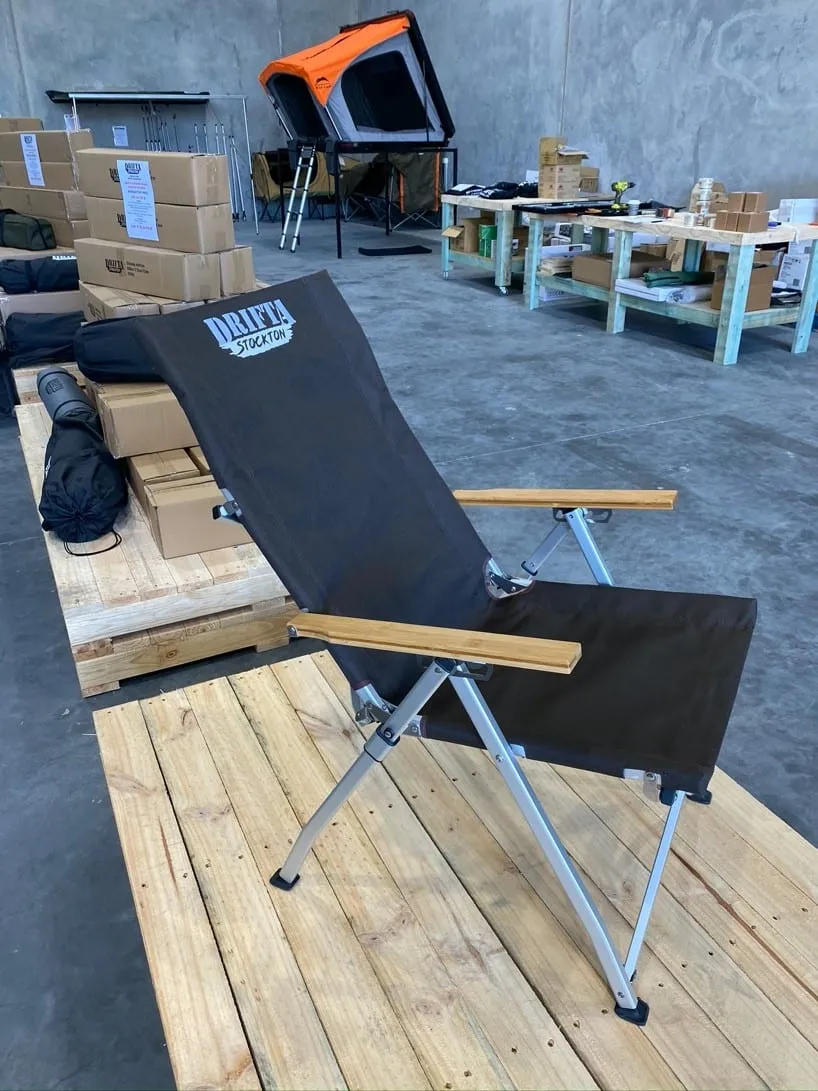DRIFTA STOCKTON DELUXE RECLINING CAMP CHAIR