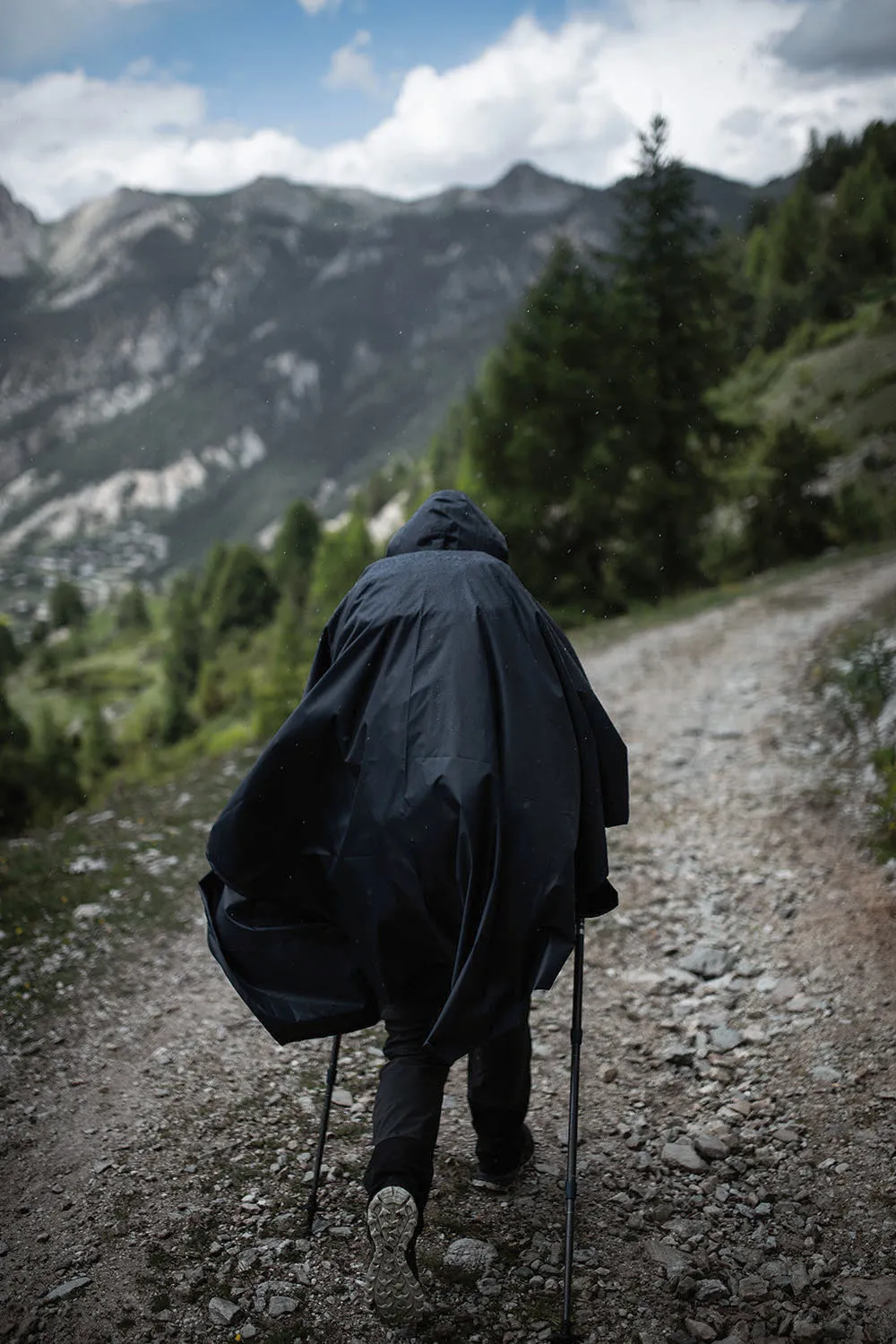 Forclaz Trek 100 Hiking Waterproof Poncho Blue