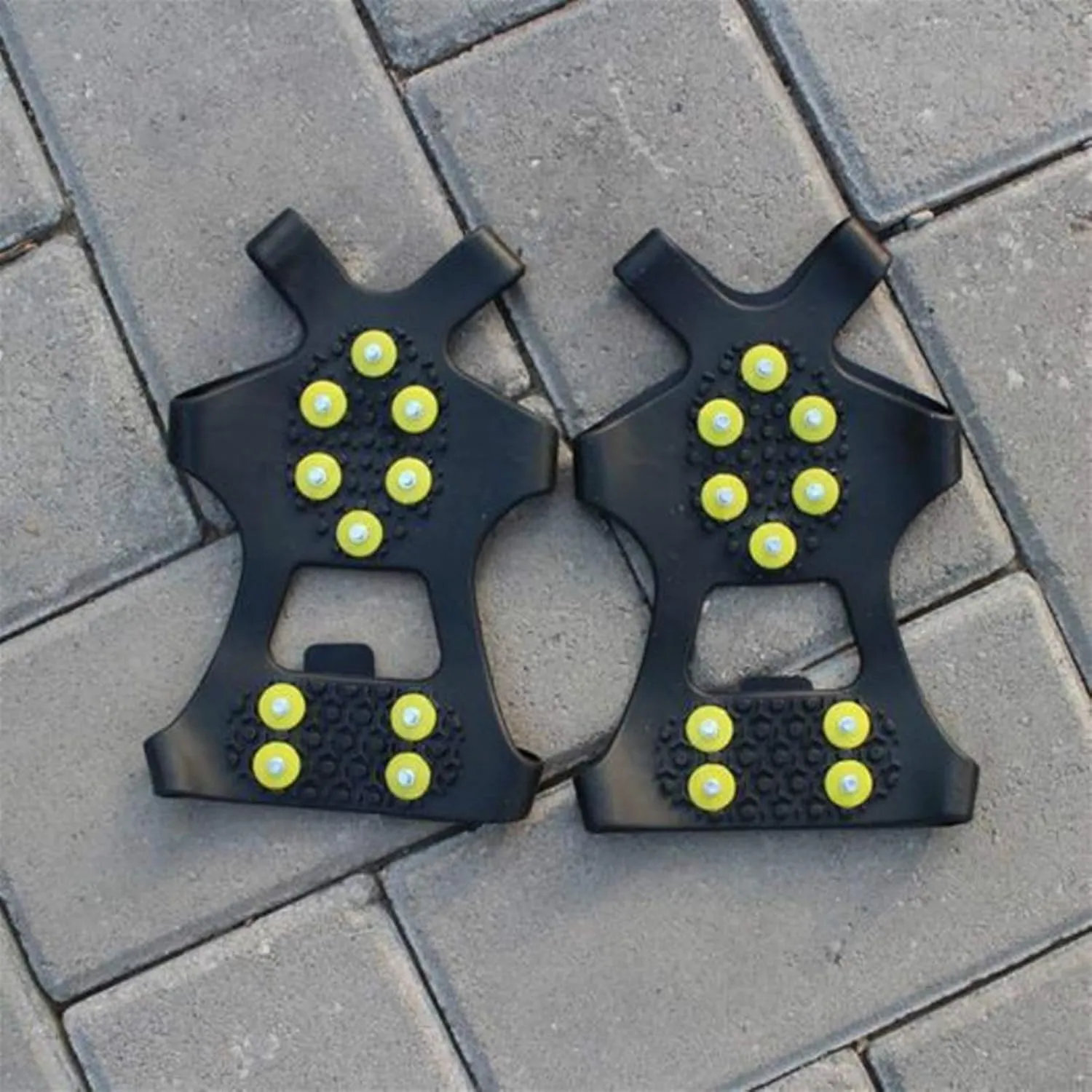 Ice Snow Grips 1 Pair S M L 10 Studs Anti-Skid Snow Ice Climbing Shoe Spikes Grips Crampons Cleats Overshoes Spike Shoes Ice Grips for Shoes