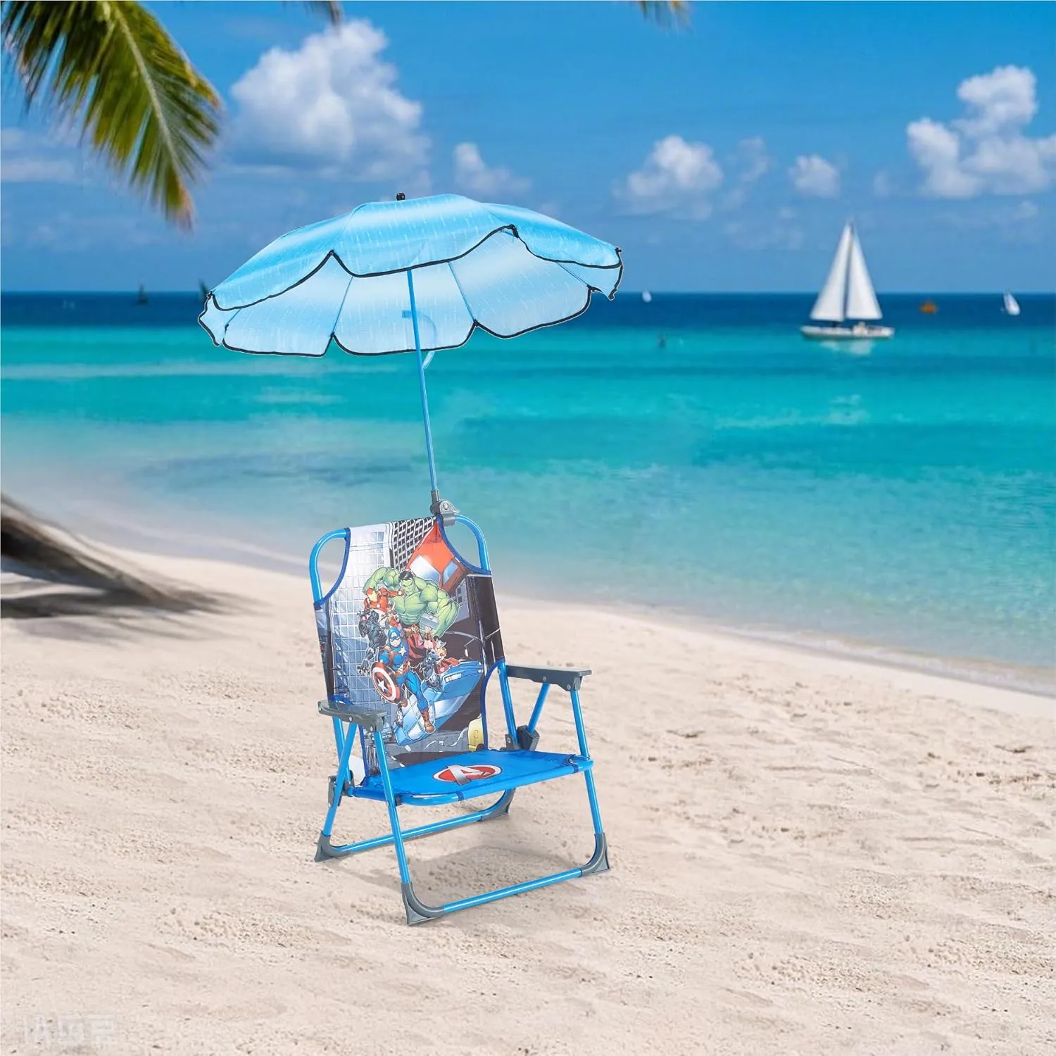Idea Nuova Marvel Avengers Kids Outdoor Folding Beach Chair with Umbrella,Portable Camp Chair for Ages 3 , Lightweight & Compact for Beach, Camping, and Backyard