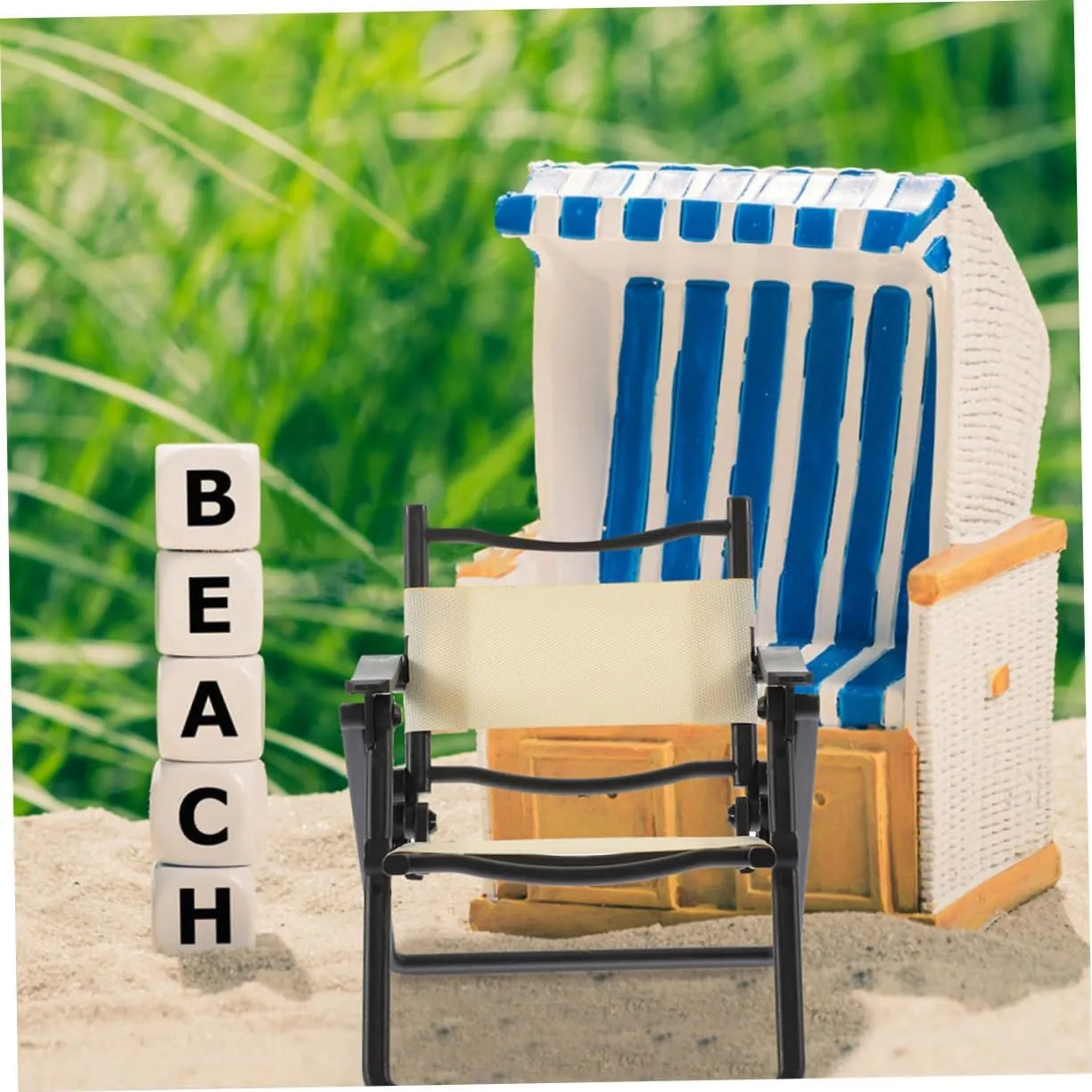 IMIKEYA 2sets 2pcs Miniature Beach Chair Foldable Dollhouse Decor Stylish Outdoor Furniture for Miniature Scenes Vibrant Design Enhances Realism Dollhouses 2pcs*2