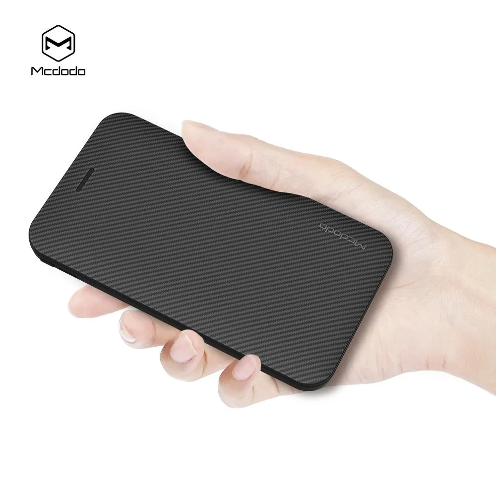 Mcdodo Carbon Fiber 10000mAh Power Bank, USB port with Micro USB cable
