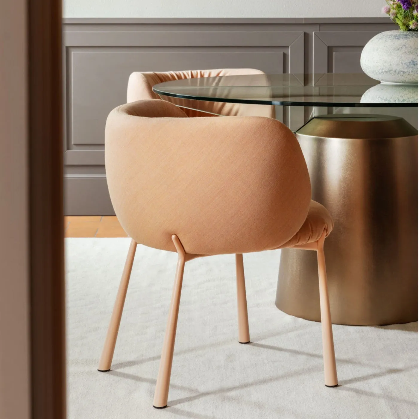 Mys Armchair