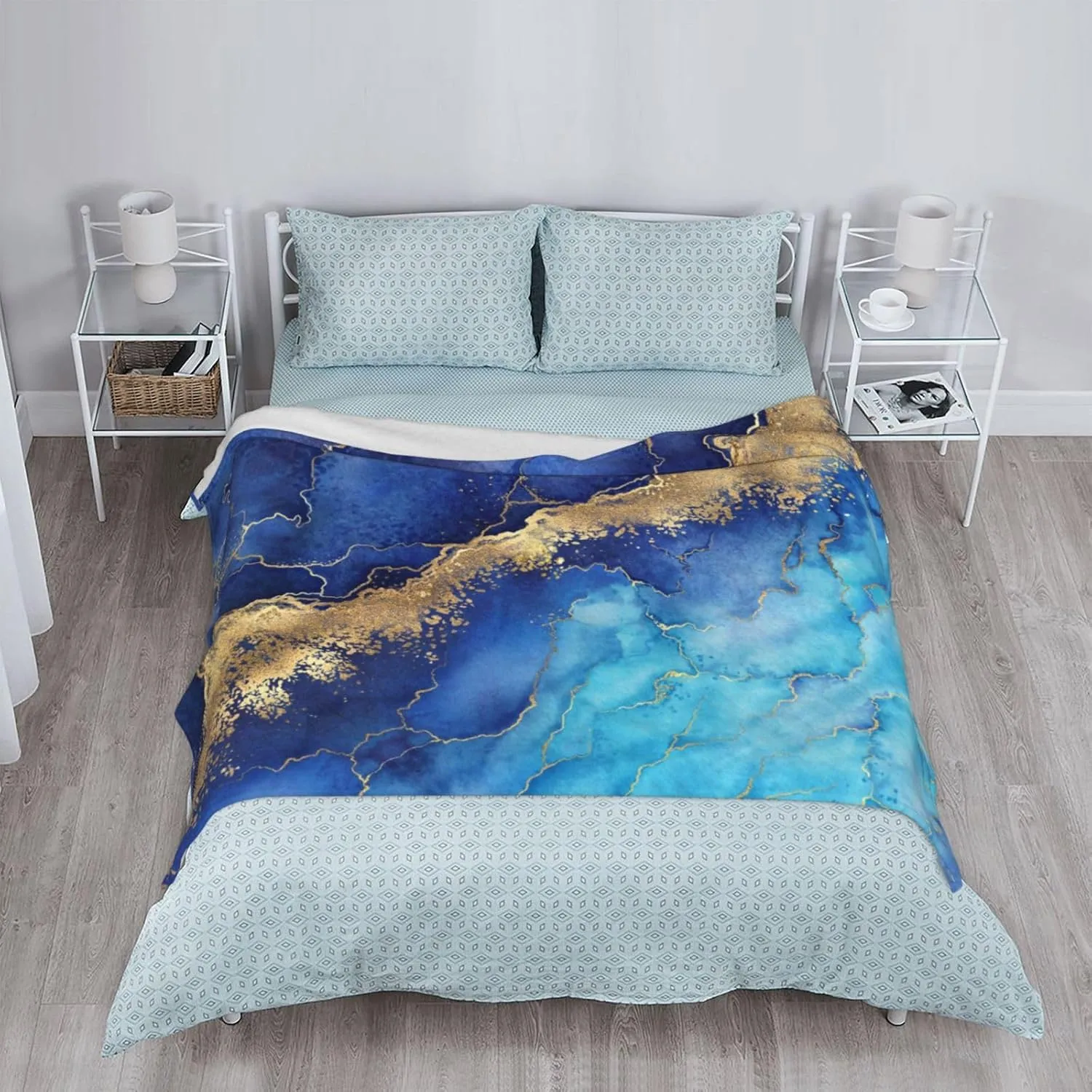 Perinsto Blue Marble Background Throw Blanket Ultra Soft Warm All Season Decorative Fleece Blankets for Bed Chair Car Sofa Couch Bedroom 50"X40"