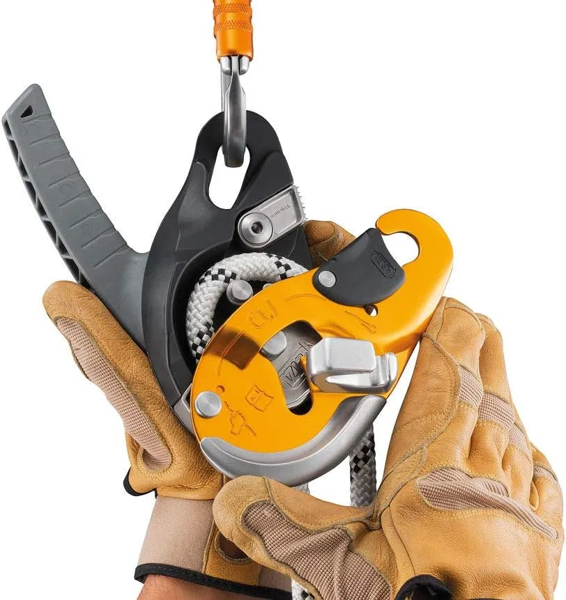 PETZL I’d Evac Accessory for Climbing