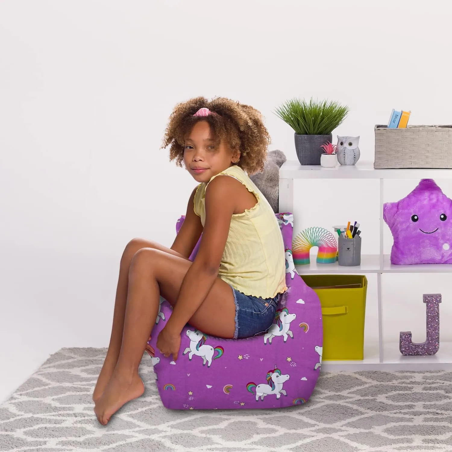 Posh Creations Structured Comfy Bean Bag Chair for Gaming, Reading, and Watching TV, Pasadena Chair, Canvas - Unicorn and Rainbows on Purple