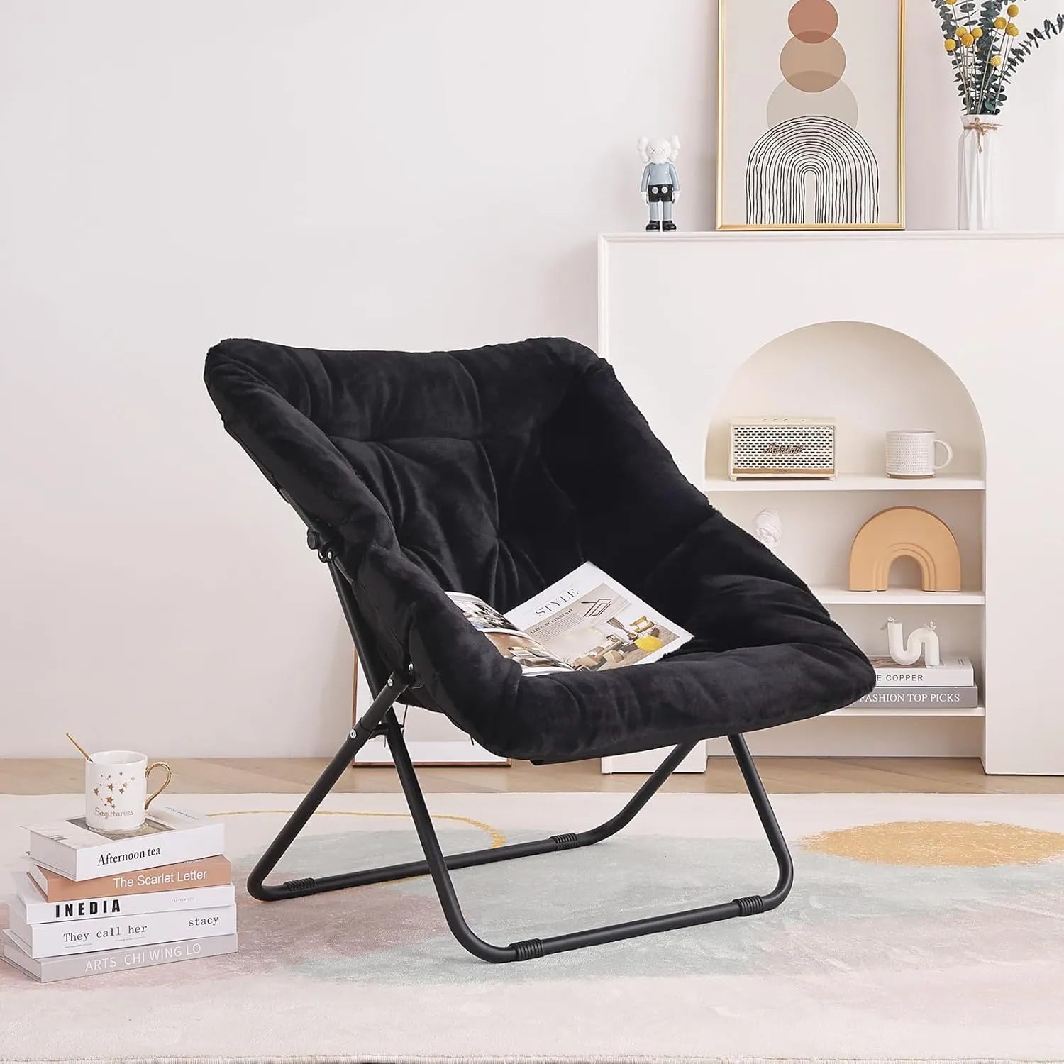 Tiita Comfy Folded Chair, Soft Faux Fur Oversized Folding Accent Chair, Lounge Lazy Chair for Kids Teens Adults, Metal Frame Moon Chair for Bedroom, Living Room, Dorm Rooms