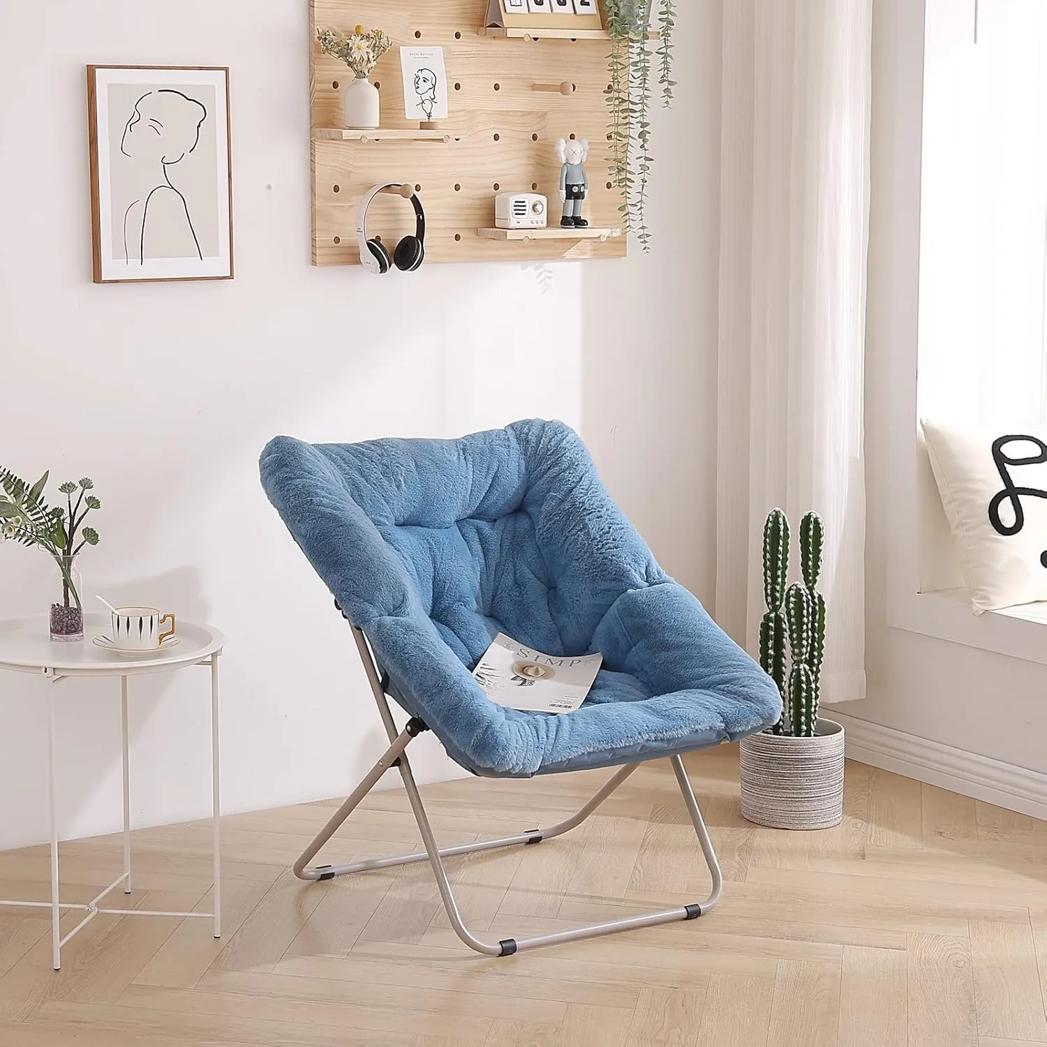 Tiita Comfy Saucer Chair, Soft Faux Fur Oversized Folding Accent Chair, Lounge Lazy Chair for Kids Teens Adults, Metal Frame Moon Chair for Bedroom, Living Room, Dorm Rooms, X-Large, Blue