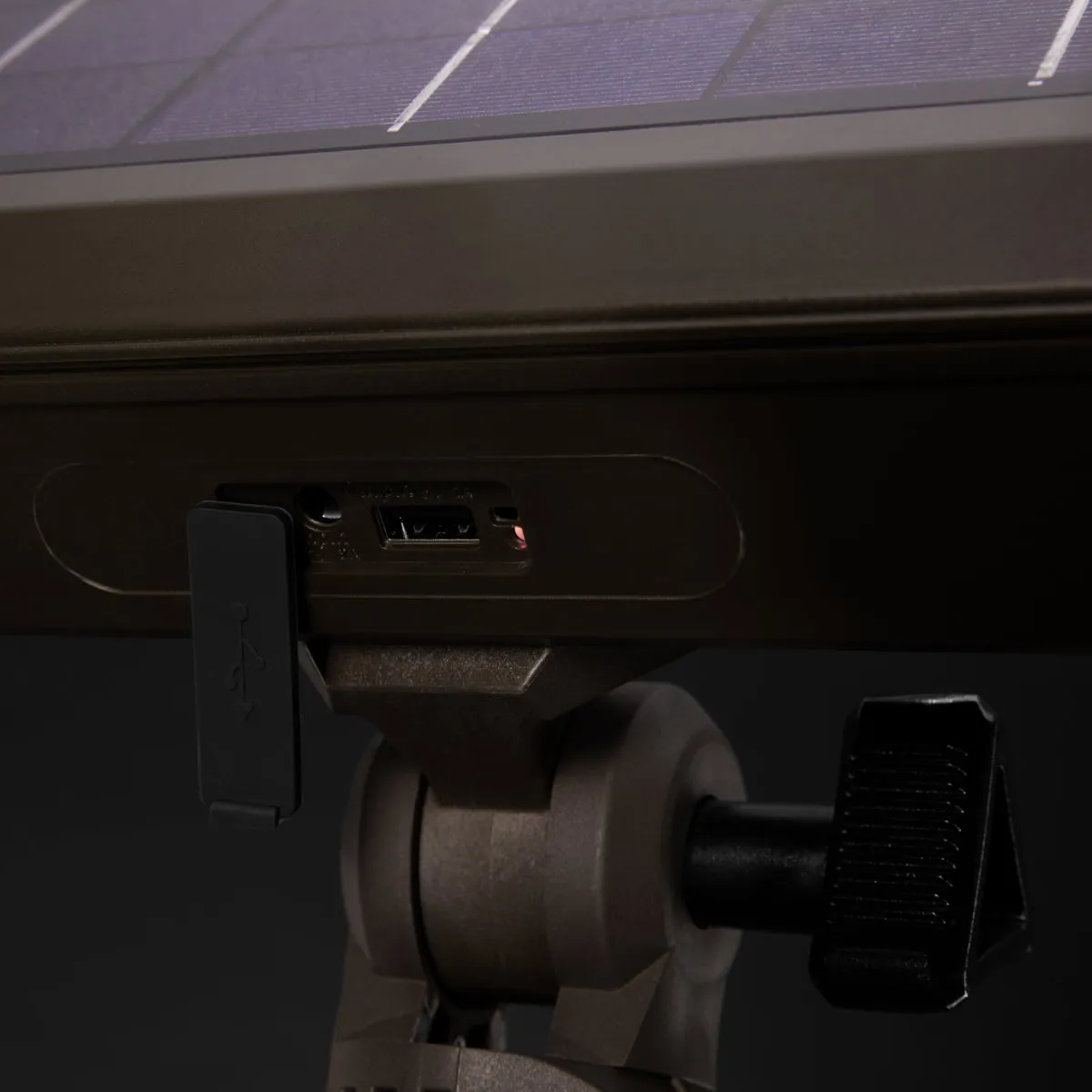 Tuff Stuff Titan 12" Solar Freestanding Light
