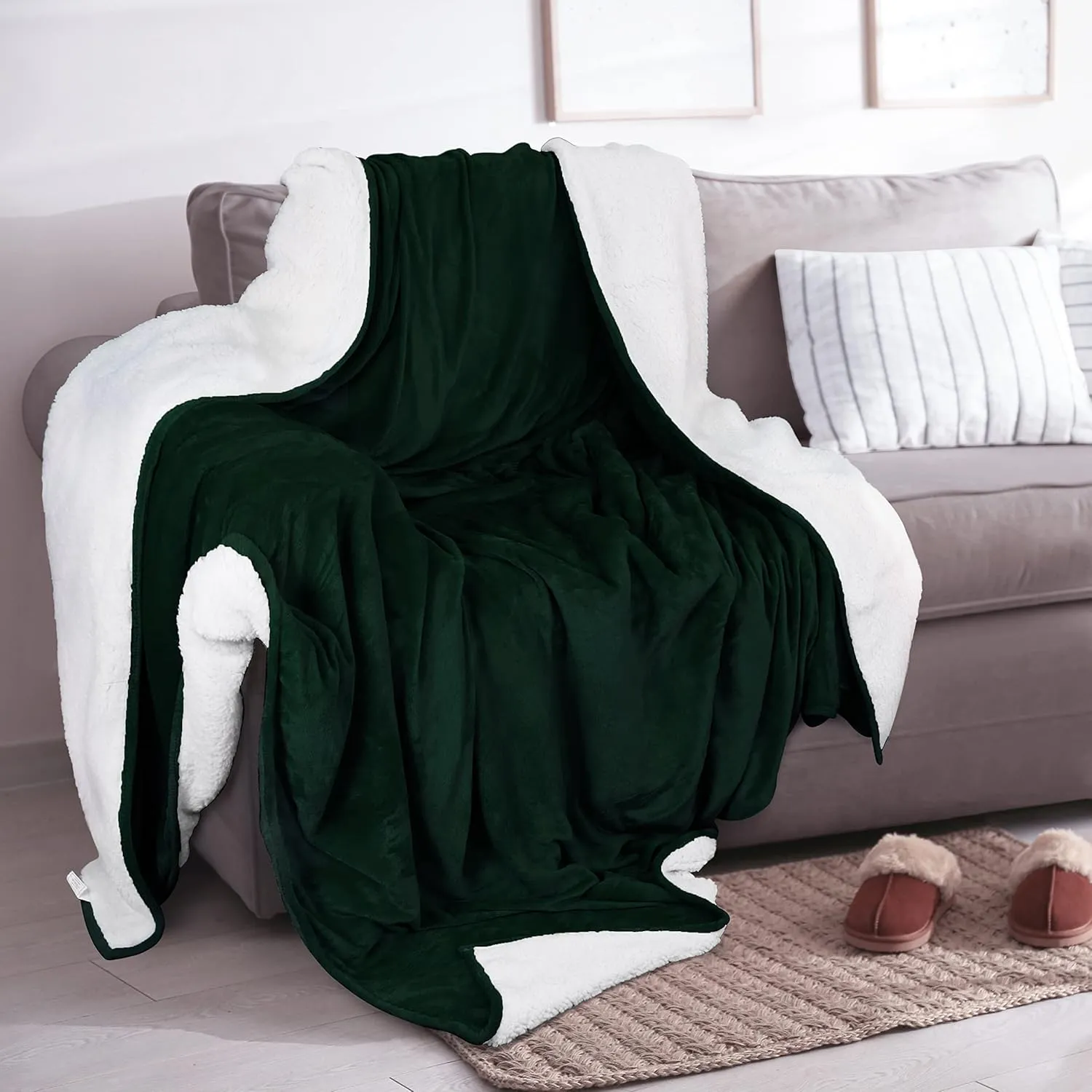 Utopia Bedding Sherpa Blanket Full Size (Forest Green, 90x84 Inches) - Soft Lightweight Plush Fleece Reversible Blanket for Bed, Sofa, Couch, Camping and Travel