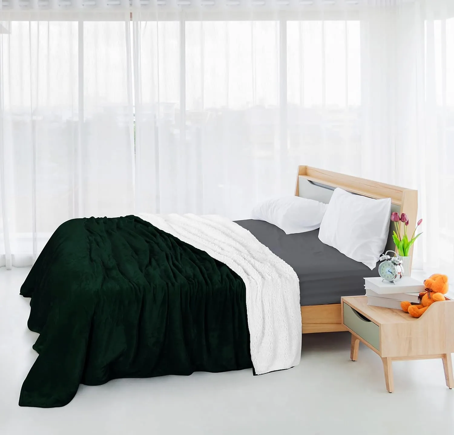 Utopia Bedding Sherpa Blanket Full Size (Forest Green, 90x84 Inches) - Soft Lightweight Plush Fleece Reversible Blanket for Bed, Sofa, Couch, Camping and Travel