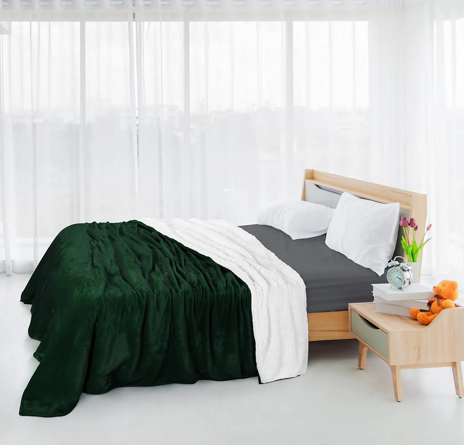 Utopia Bedding Sherpa Blanket King Size (Forest Green, 90x102 Inches) - Soft Lightweight Plush Fleece Reversible Blanket for Bed, Sofa, Couch, Camping and Travel