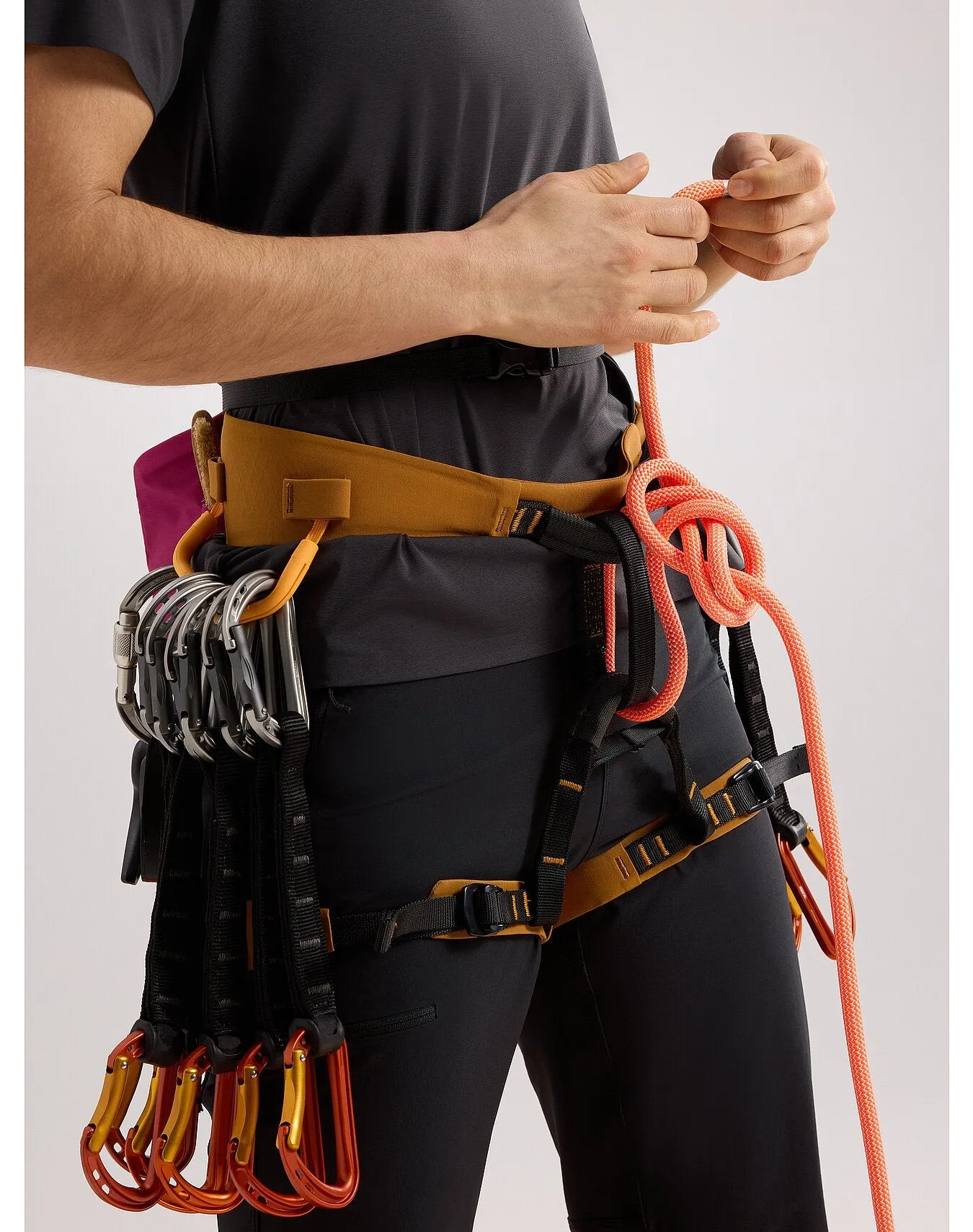 Women's AR-385A Harness