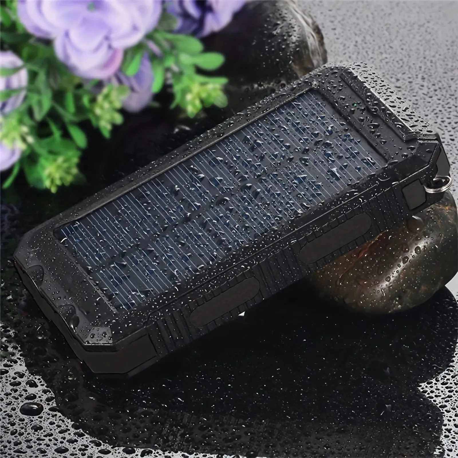 Zarreti™ PowerFlash | Portable, solar-powered device